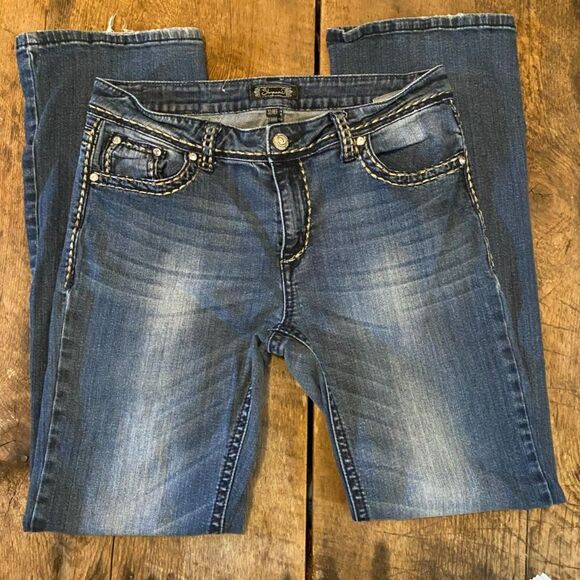 Shyanne Anne Bootcut Distressed Denim Jeans Size 32R - Picture 3 of 9